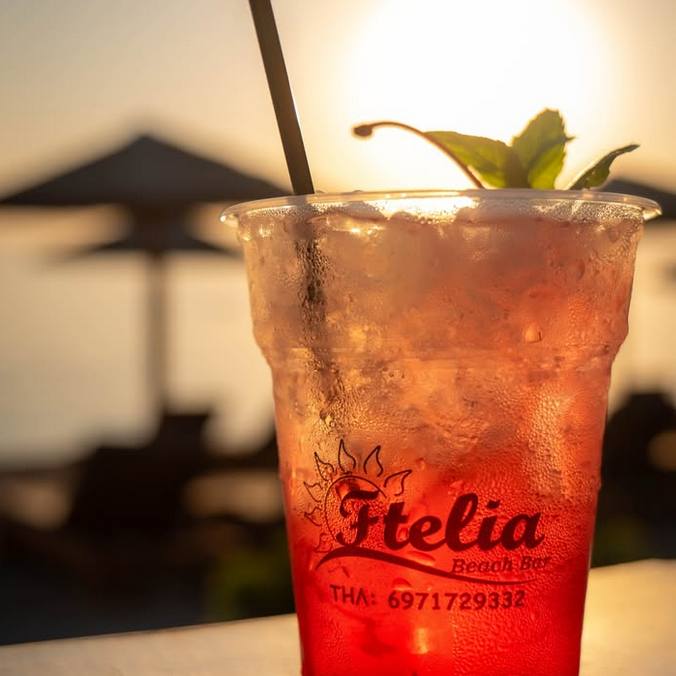 Ftelia Beach Bar in Skopelos